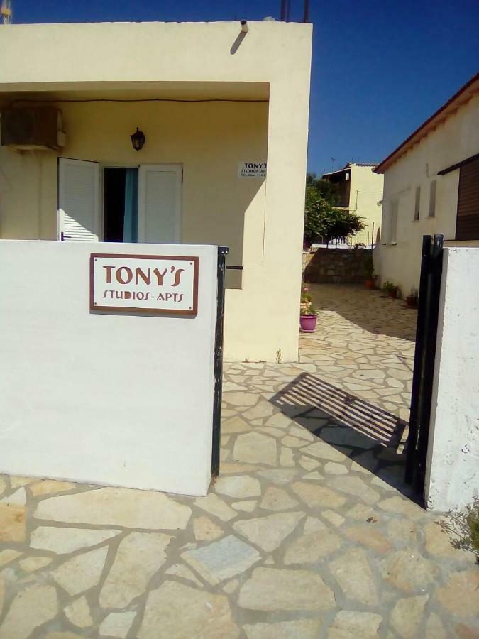 Tony'S Apartments Agios Georgios (Corfu) Exterior foto